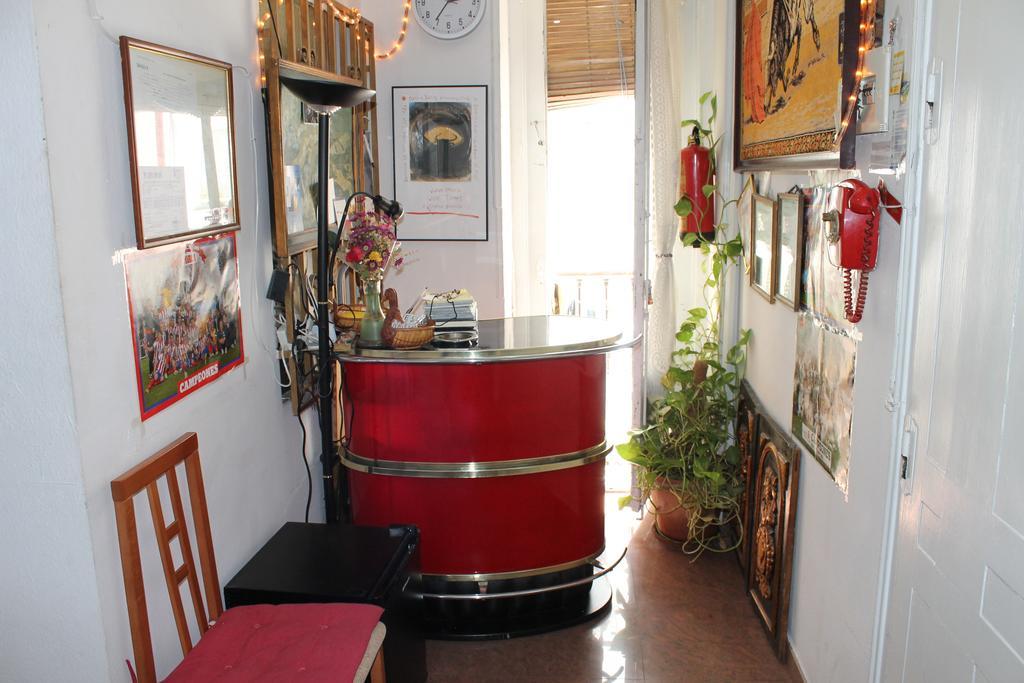 马德里 格雷希拉旅舍酒店 外观 照片